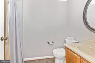 8204 Red Wing Ct, Frederick, MD 21701 - Photo 17