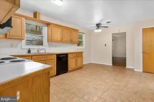 12427 Stottlemyer Rd, Myersville, MD 21773 - Photo 17