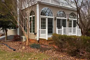 8201 Glendale Dr, Frederick, MD 21702 - Photo 5