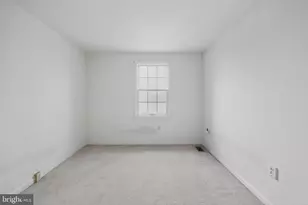 8026 Waterview Ct, Frederick, MD 21701 - Photo 9