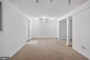 8026 Waterview Ct, Frederick, MD 21701 - Photo 11