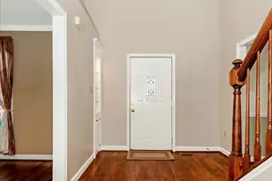 818 Dunbrooke Ct, Frederick, MD 21701 - Photo 3