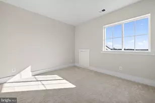 1158 Potomac View Pkwy, Brunswick, MD 21716 - Photo 13