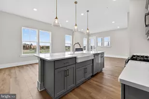 1152 Potomac View Pkwy, Brunswick, MD 21716 - Photo 3