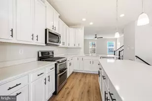 5820 Imperial Dr, Frederick, MD 21703 - Photo 11