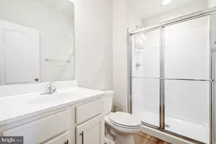 5820 Imperial Dr, Frederick, MD 21703 - Photo 7