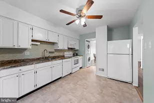 5769 Sweet Bay Ct, Frederick, MD 21703 - Photo 3