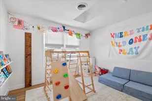 7997 Pleasant Ct, Frederick, MD 21701 - Photo 11