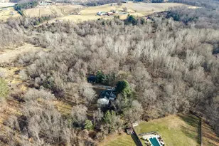 12407 Hill Ct, Mount Airy, MD 21771 - Photo 9