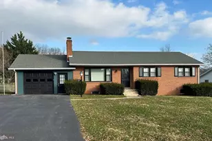 3887 Shadywood Dr, Jefferson, MD 21755 - Photo 1