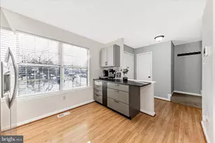 6744 Sandpiper Ct, Frederick, MD 21703 - Photo 5