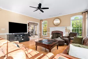 6048 White Flint Dr, Frederick, MD 21702 - Photo 9