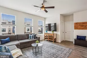 484 Tiller St, Frederick, MD 21701 - Photo 9