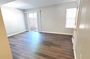 1217 Dahlia Ln, Frederick, MD 21703 - Photo 3