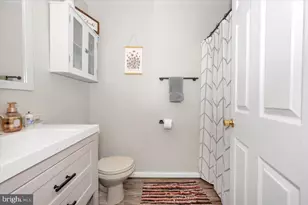 3855 Shadywood Dr, Jefferson, MD 21755 - Photo 25