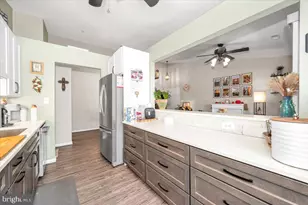 3855 Shadywood Dr, Jefferson, MD 21755 - Photo 3