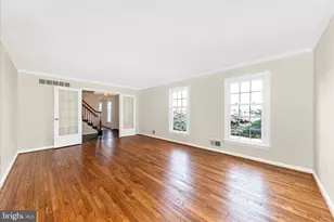 5815 Meadow Dr, Frederick, MD 21701 - Photo 9