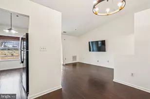 3856 Shadywood Dr, Jefferson, MD 21755 - Photo 9