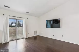 3856 Shadywood Dr, Jefferson, MD 21755 - Photo 7