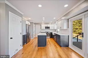 1105 Village Gate Dr, Mount Airy, MD 21771 - Photo 7