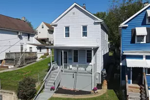 13 E C St, Brunswick, MD 21716 - Photo 1
