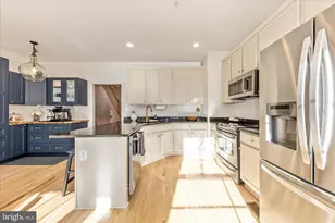 6386 Meandering Woods Ct, Frederick, MD 21701 - Photo 5