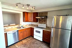 1318 Pear Tree Ct, Frederick, MD 21703 - Photo 3