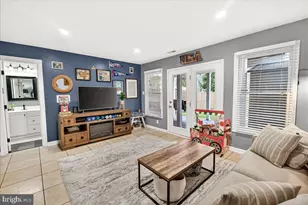 5230 Bamburg Ct, Frederick, MD 21703 - Photo 9