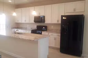 439 Pemberton Park Ln, Frederick, MD 21703 - Photo 3