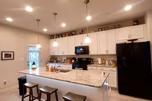 439 Pemberton Park Ln, Frederick, MD 21703 - Photo 5