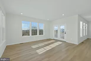 1011 Monocacy Crossing Pkwy, Brunswick, MD 21716 - Photo 35