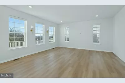 1011 Monocacy Crossing Parkway, Brunswick, MD 21716 - Photo 17