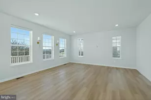 1011 Monocacy Crossing Pkwy, Brunswick, MD 21716 - Photo 17