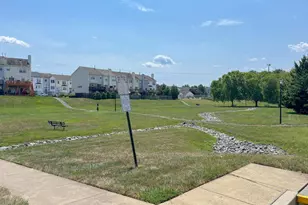 7135 Ladd Cir, Frederick, MD 21703 - Photo 41