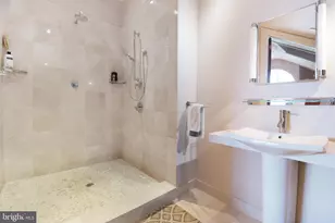 1402 Thurston Rd, Dickerson, MD 20842 - Photo 37