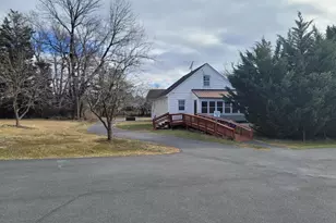 8325 Yellow Springs Rd, Frederick, MD 21702 - Photo 3