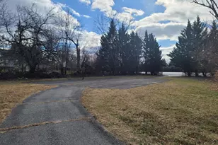 8325 Yellow Springs Rd, Frederick, MD 21702 - Photo 9