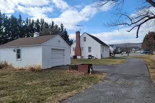 8325 Yellow Springs Rd, Frederick, MD 21702 - Photo 11