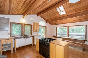 5945 Bartonsville Rd, Frederick, MD 21704 - Photo 3