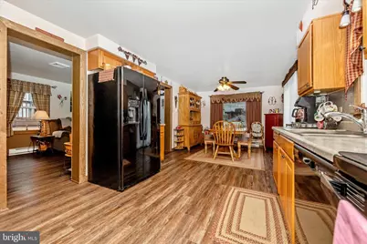 816 E E Street, Brunswick, MD 21716 - Photo 25