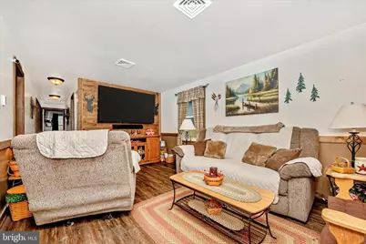 816 E E Street, Brunswick, MD 21716 - Photo 17