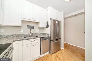 103 E 8th St, Frederick, MD 21701 - Photo 9