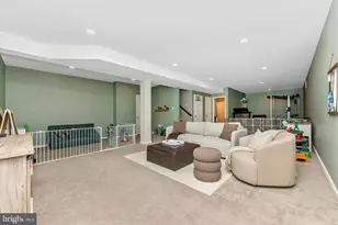 1113 Lakin Dr, Frederick, MD 21702 - Photo 39