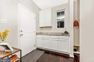 1113 Lakin Dr, Frederick, MD 21702 - Photo 17