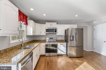 2107 Charlton House Way, Frederick, MD 21702 - Photo 15