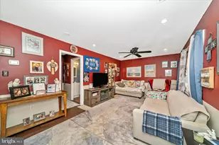 136 W Orndorff Dr, Brunswick, MD 21716 - Photo 5