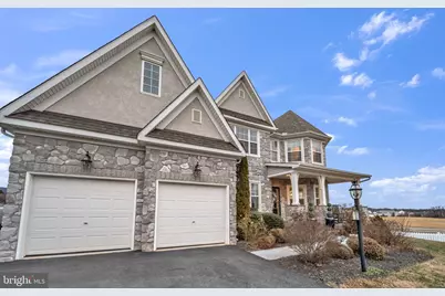 6804 Hawes Court, Frederick, MD 21702 - Photo 3