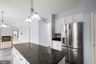 2548 Bear Den Rd, Frederick, MD 21701 - Photo 9