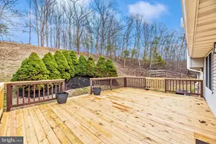 5519 Cindy Ct, Mount Airy, MD 21771 - Photo 7