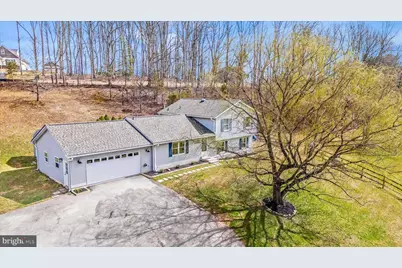 5519 Cindy Court, Mount Airy, MD 21771 - Photo 3